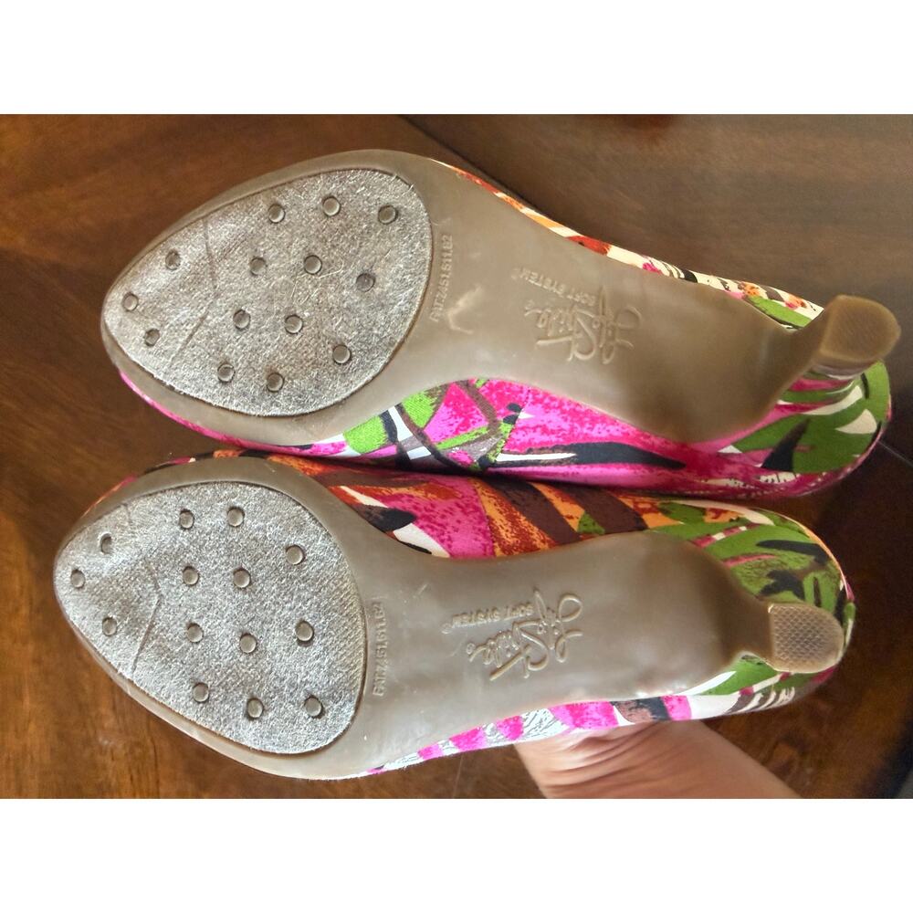 LifeStride Women Paris Pumps 7M Pink Green Tropical Floral Slip On Heels Comfort - Picture 11 of 16